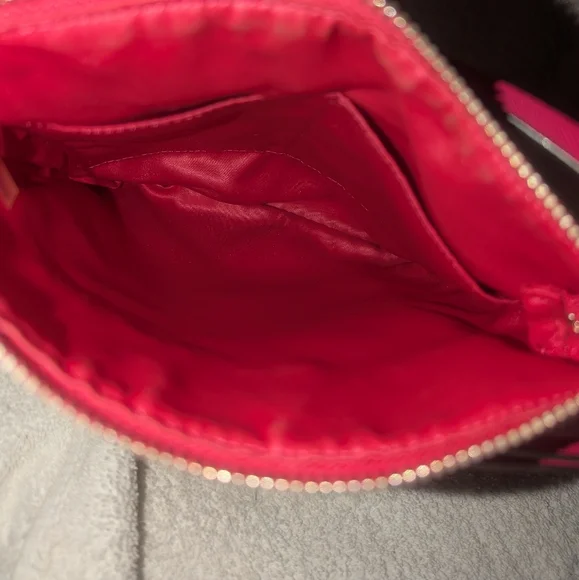 Coach North South Swing Pack Fuchsia and Beige Crossbody Bag - Picture 9 of 9